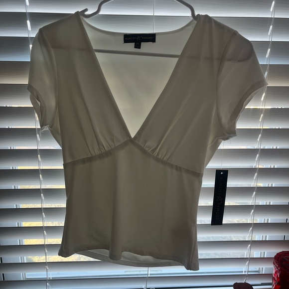 New with Tags White top - Picture 2 of 2